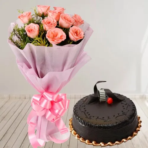 Send Elegant Pink Roses Bouquet with Ferrero Rocher Moment Chocolate Box, Same Day Delivery