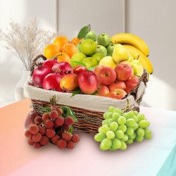 Delectable Fresh Fruits Basket